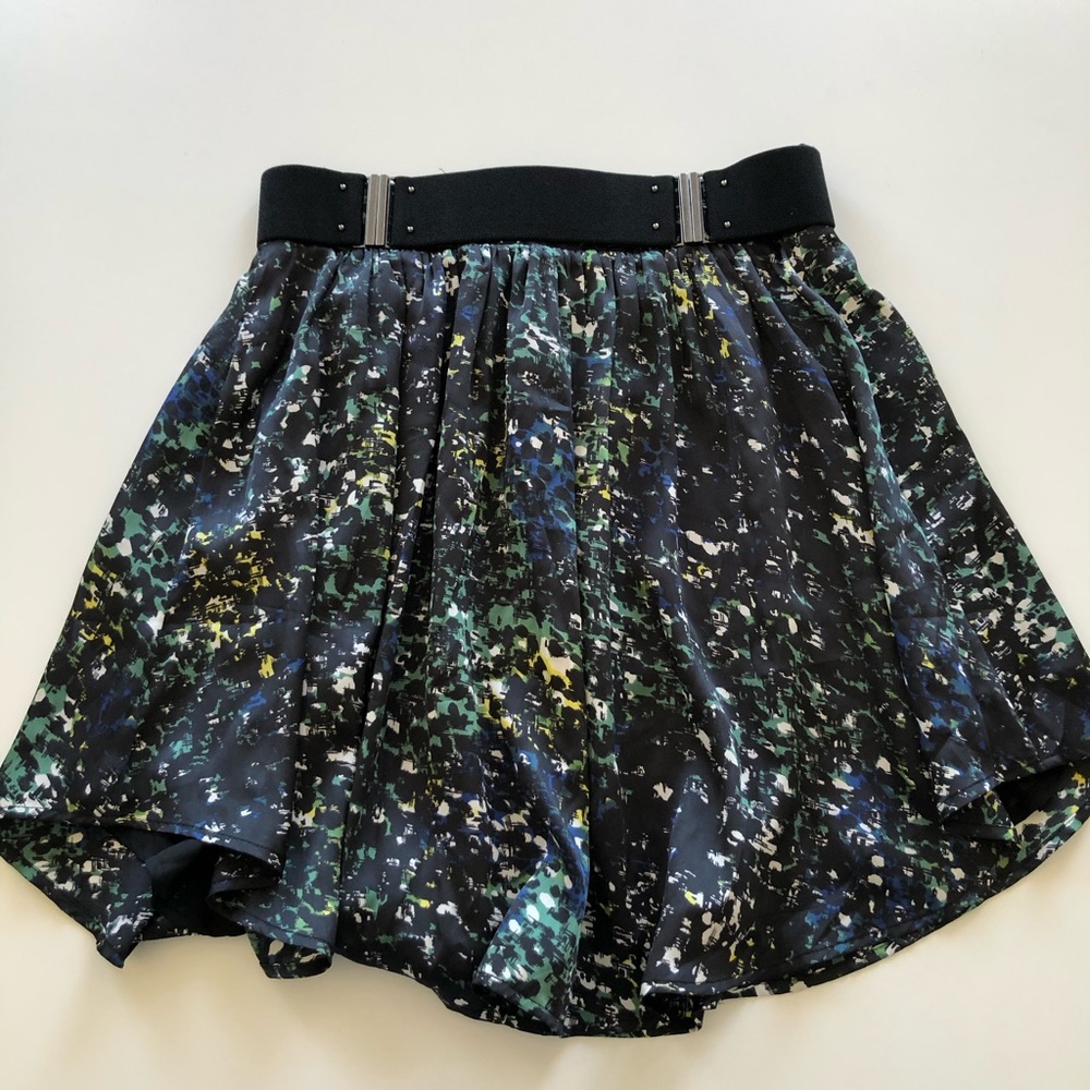 BCBGeneration mini satin skirt